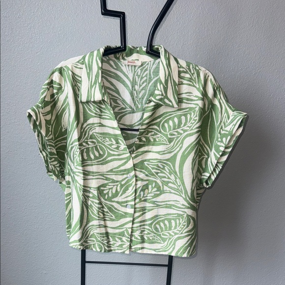 Peach Tops - Peach Brand Green Leaf Print Button Down Shirt
